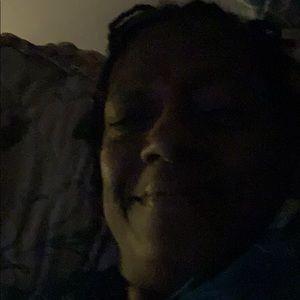 Meet your Posher, Juanita